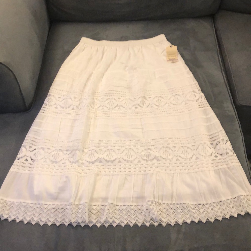 St. John’s Bay White Peasant Skirt